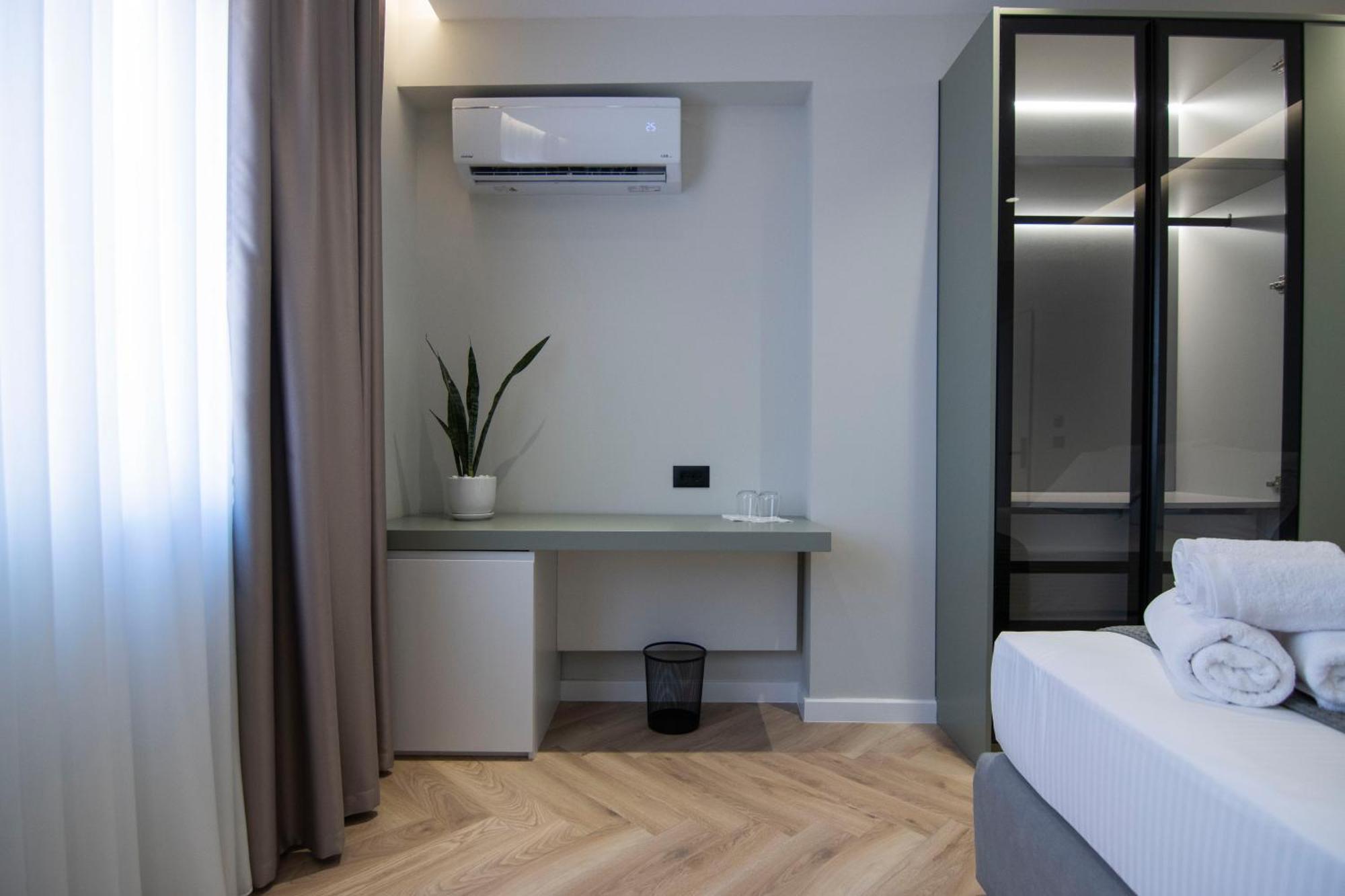 Mina Luxury Rooms Tirana Exterior photo