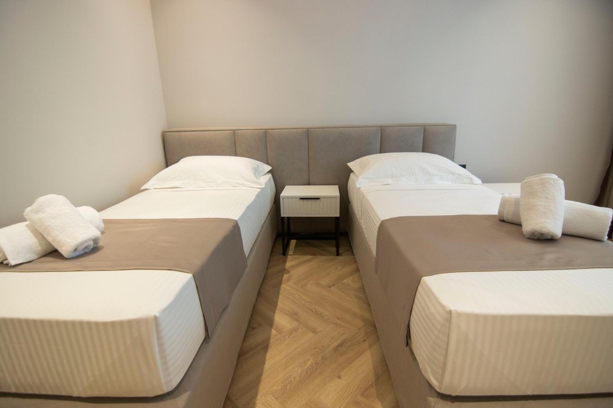 Mina Luxury Rooms Tirana Exterior photo